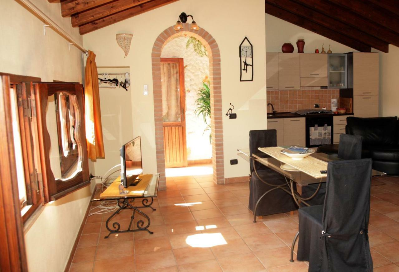 מונסרטו L'Isola Felice Apartment מראה חיצוני תמונה