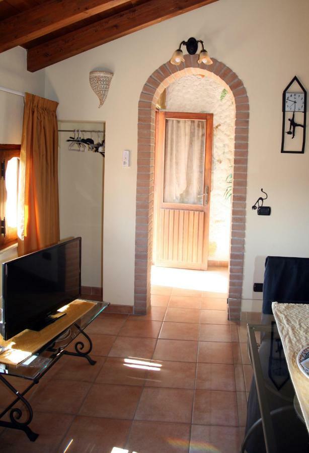 מונסרטו L'Isola Felice Apartment מראה חיצוני תמונה